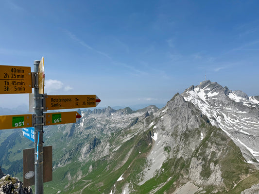 Säntis Hike via T4 white-blue path (Appenzell): Top Highlights & 7 Essential Tips